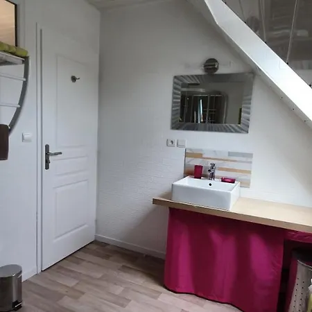 Parentale Du Relais De Drugy Hotel 3*